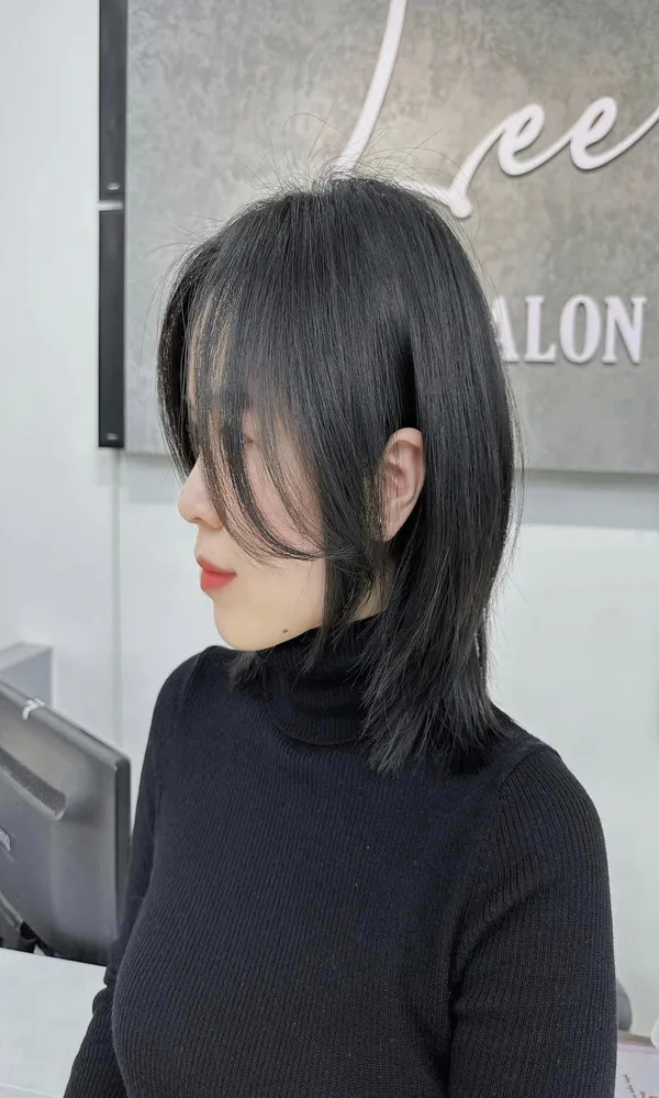 Tóc mullet layer nữ mặt tròn 1