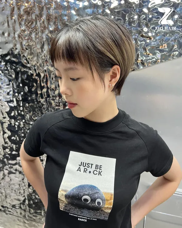 Tóc tomboy nữ mặt nhỏ 8