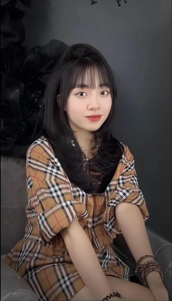 Tóc mái thưa 15