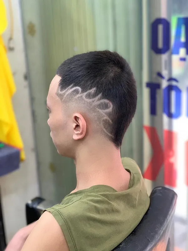 Buzz cut gáy nhọn 1