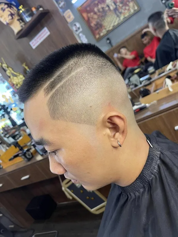 Buzz cut tóc nam kẻ vạch cực chiến 2