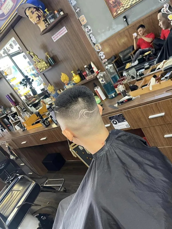 Buzz cut tóc nam kẻ vạch cực chiến 9