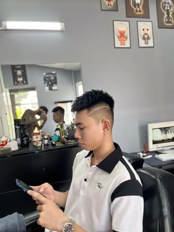 kiểu tóc mohican dài 4