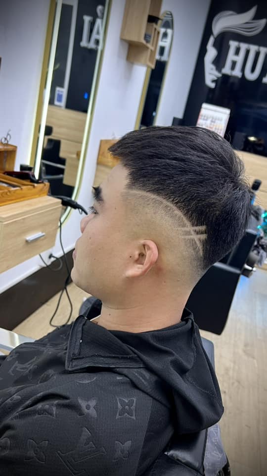 kiểu tóc mohican để gáy dài 6