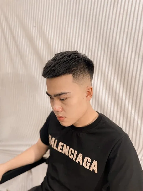 Kiểu tóc mohican mái ngắn 4