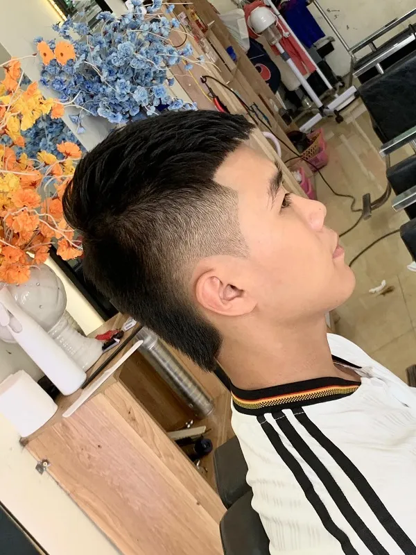 Kiểu tóc mohican mái ngắn 6