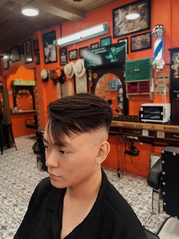 Kiểu tóc undercut mái rủ 2