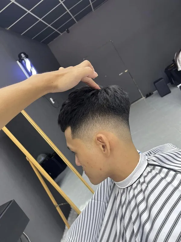 Tóc mohican ngắn không vuốt 1