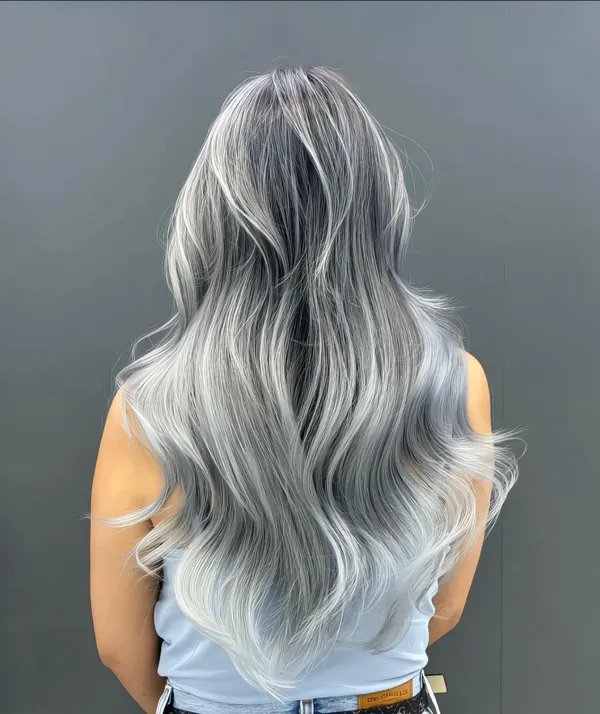 Nhuộm balayage xám khói 2